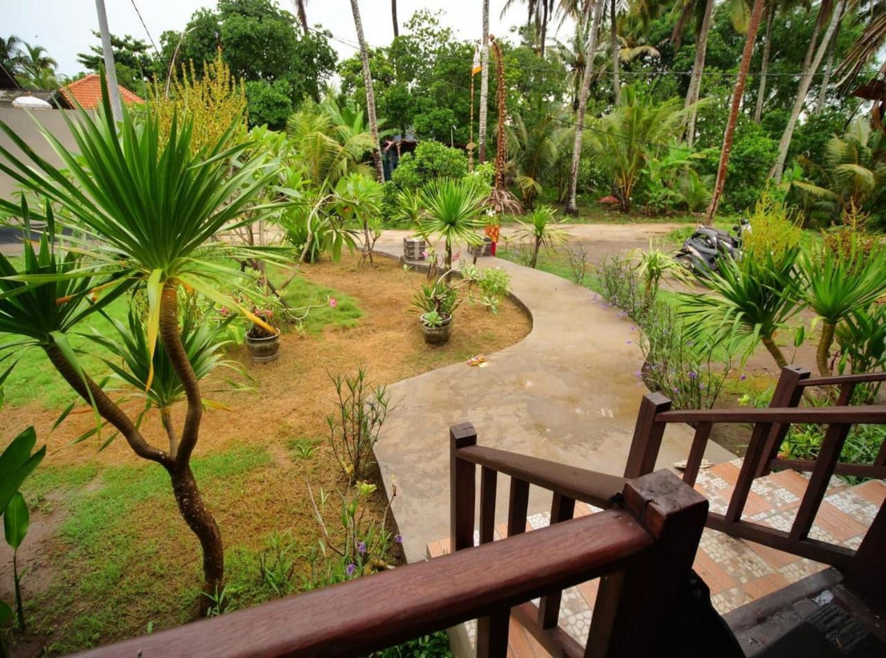 Titi Hostel นูซาเลมโบงัน ภายนอก รูปภาพ